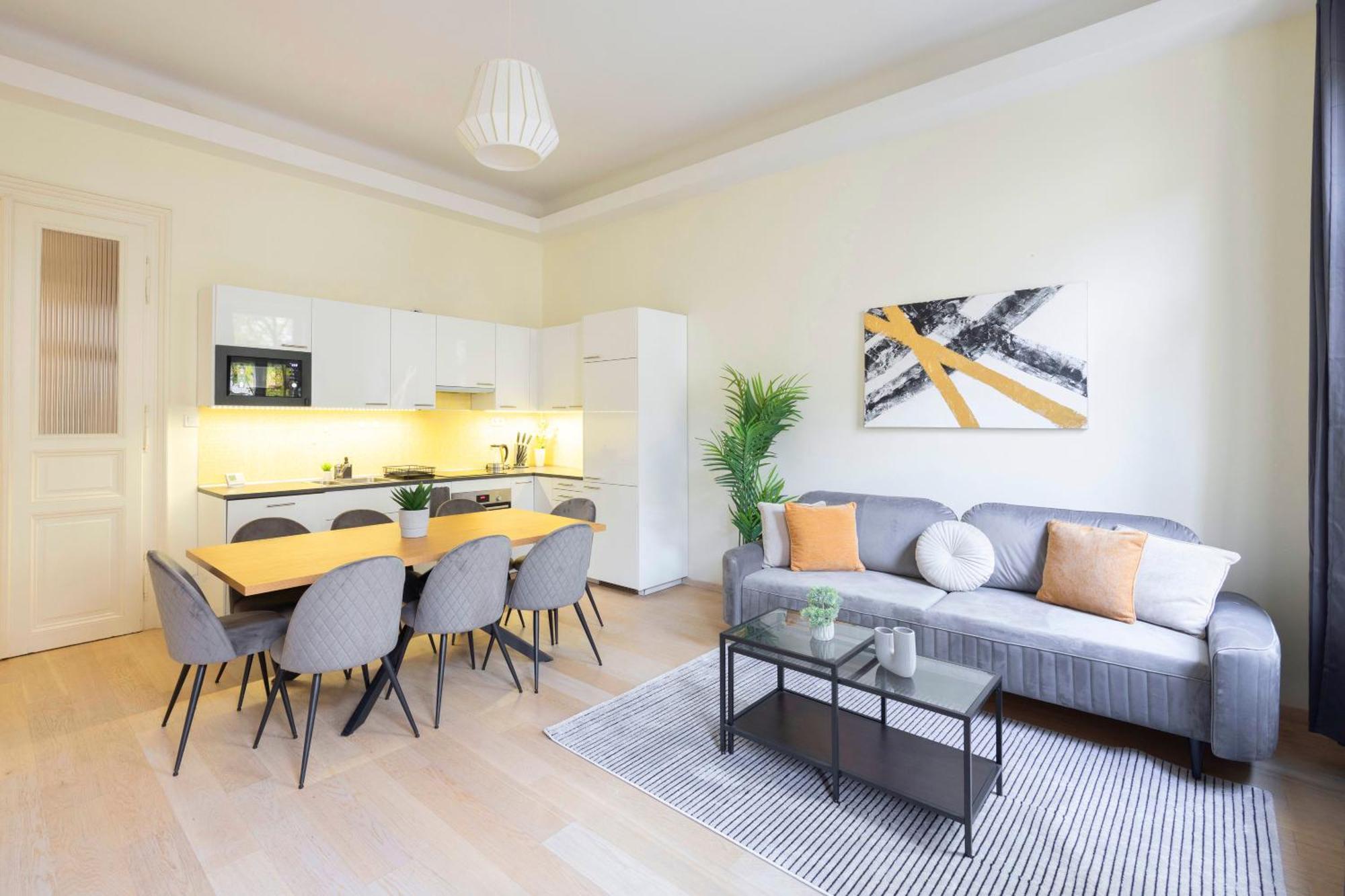 Exclusive & Spacious Central Residence W/ 4Bedrm 2Bathrm Budapest Extérieur photo