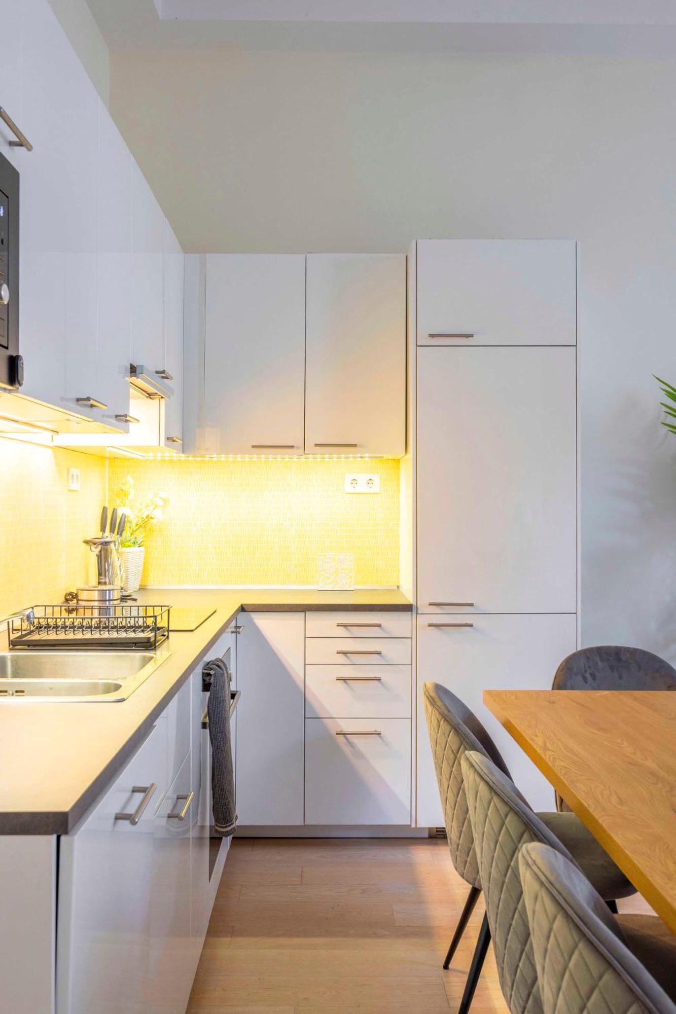 Exclusive & Spacious Central Residence W/ 4Bedrm 2Bathrm Budapest Extérieur photo